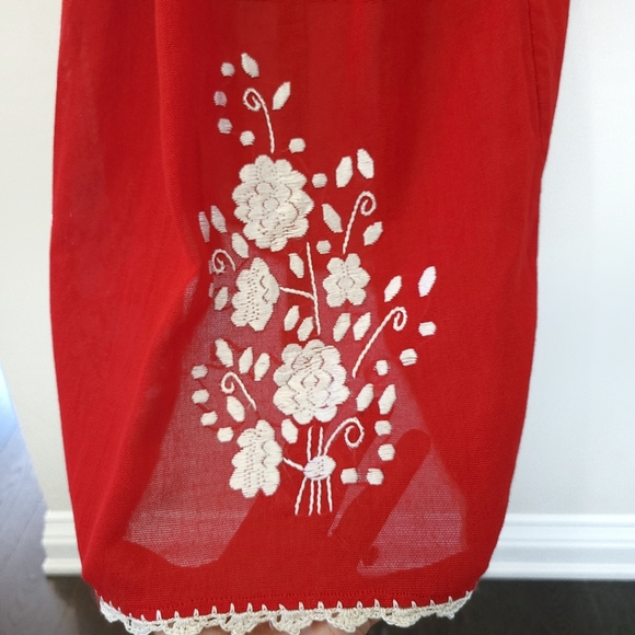 Vintage 1950s Mexican Embroidered Floral Peasant Boho Hippie Skirt Set - Picture 7 of 13